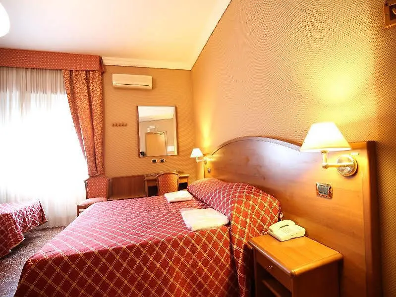 Hotel Derby Rom